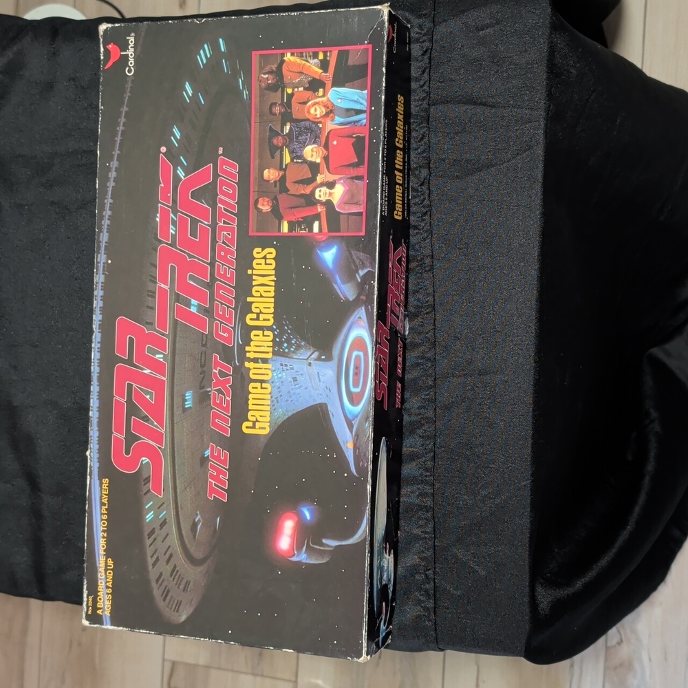 Vintage 1993 Star Trek The Next Generation Game of the Galaxies